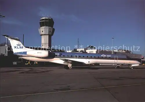 Flugzeuge Zivil KLM Embraer EMB 145 PH RXB c n 145320 Maastricht  Kat. Airplanes Avions