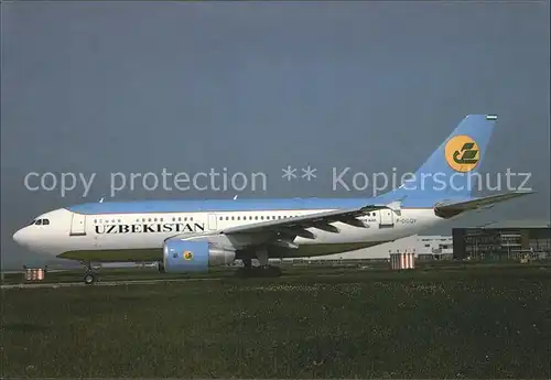 Flugzeuge Zivil Uzbekistan Airways Airbus A310 324 F OGQY c n 0574 Kat. Airplanes Avions