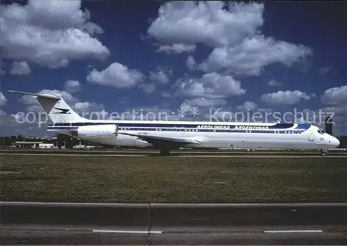 Flugzeuge Zivil Aerolineas Argentinas MD 88 LV VBY c n 53048 Kat. Airplanes Avions