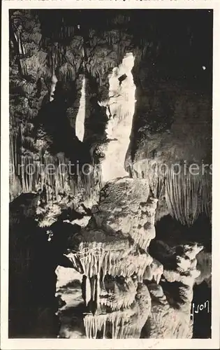 Hoehlen Caves Grottes Grotte des Demoiselles Saint Bauzille de Putois Vierge a l Enfant Kat. Berge