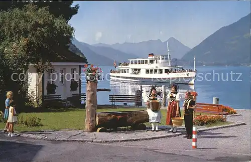 Motorschiffe M.S. Interlaken Iselwald Brienzersee Berner Trachten Kat. Schiffe