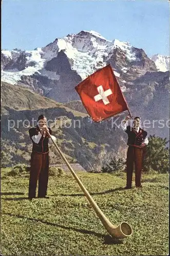Alphorn Alphornblaeser Fahnenschwinger Jungfrau Berner Oberland  Kat. Musik
