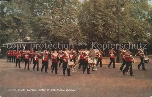 Leibgarde Wache Coldstream Guards Band in the Mall London Kat. Polizei