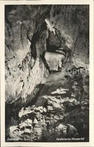 Hoehlen Caves Grottes Drachenhoehle Syrau Versteinerter Wasserfall  Kat. Berge