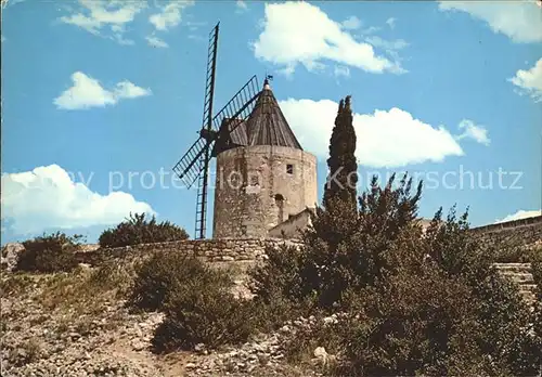 Windmuehle Moulin de A. Daudet Fontvieille Kat. Gebaeude und Architektur