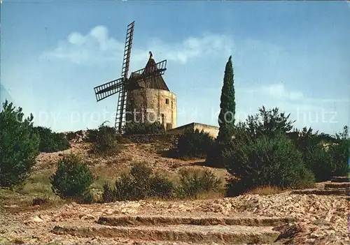 Windmuehle Moulin de Daudet Fontvieille Kat. Gebaeude und Architektur