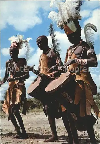 Typen Afrika Akamba Drummers  / Typen /
