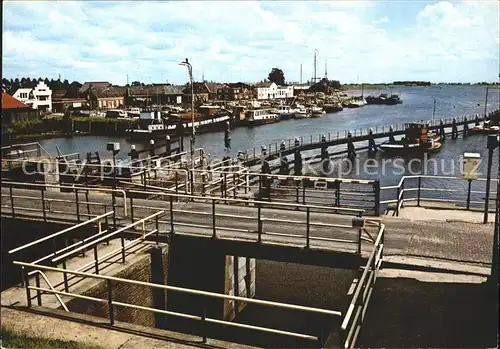 Hafenanlagen Zoutkamp Sluis Kat. Schiffe