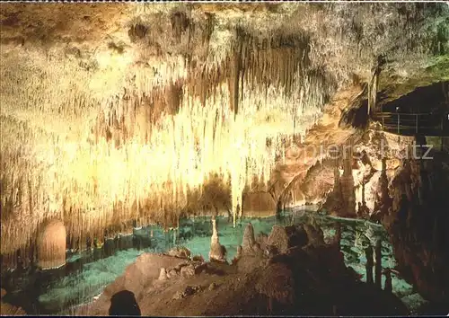 Hoehlen Caves Grottes Cuevas del Drach Porto Cristo Mallorca Banos de Diana Kat. Berge