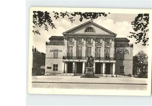 Theatergebaeude Weimar Nationaltheater  Kat. Gebaeude