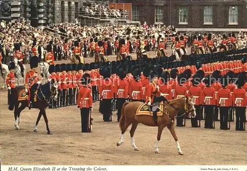 Leibgarde Wache Trooping the Colour Ceremony Queen Elizabeth II London  Kat. Polizei