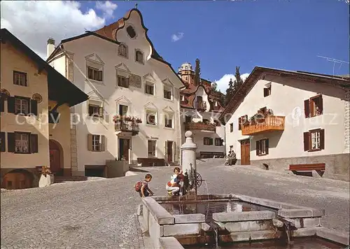 Bad Scuol Dorfplatz Buegl Grond Brunnen Kat. Scuol