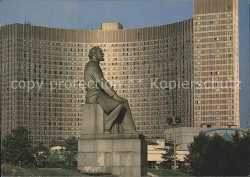 Moskau Hotel Cosmos und Monument Tsiolkovski Kat. Russische Foederation