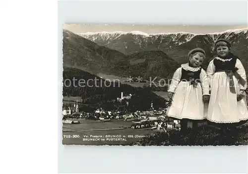 Bruneck im Pustertal Kinder in Landestracht Kat. Pustertal