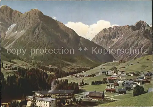 Hirschegg Kleinwalsertal Vorarlberg Elferkopf Zwoelferkopf und Widderstein Kat. Mittelberg