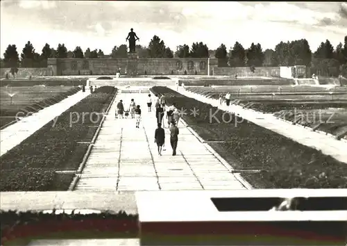 Leningrad St Petersburg Denkmal auf dem Piskarew Friedhof Kat. Russische Foederation