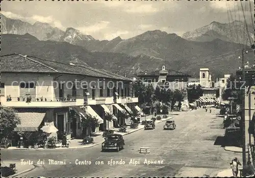 Forte dei Marmi Centro con sfondo Alpi Aquane Kat. Italien