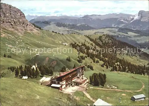 Seiser Alm Rifugio Alpe di Siusi Dolomiti Touring Club Italiano Alpenpanorama Kat. Seis am Schlern Kastelruth Suedtirol