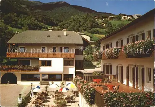 Feldthurns Gasthof Oberwirt Terrasse Kat. Feldthurns Eisacktal