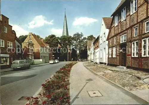 Travemuende Ostseebad Kurgartenstrasse mit Kirche / Luebeck /Luebeck Stadtkreis