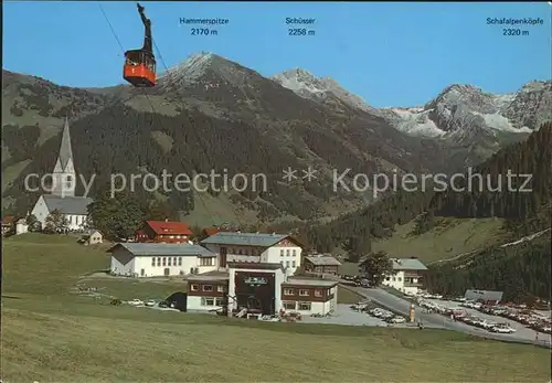 Mittelberg Kleinwalsertal mit Walmendingerhornbahn Hammerspitze Schuesser Schafalpenkoepfe Kat. Oesterreich