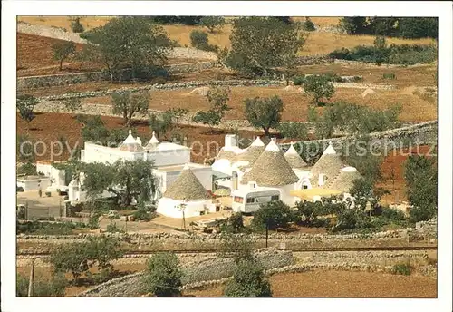 Locorotondo Trulli nella Valle d Itria