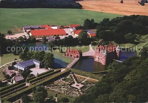 Egeskov Schloss Park Fliegeraufnahme Kat. Daenemark