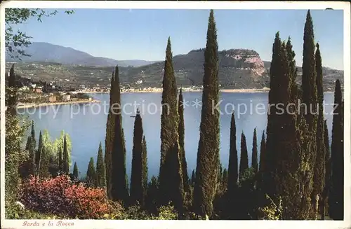 Gardasee Lago di Garda Garda e la Rocca Kat. Italien