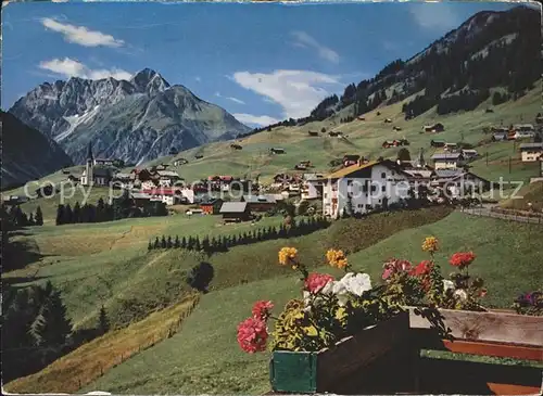 Hirschegg Kleinwalsertal Vorarlberg mit Widderstein und Heuberg Kat. Mittelberg