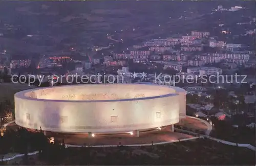 Jalta Ukraine Festhalle beleuchtet / Ukraine /