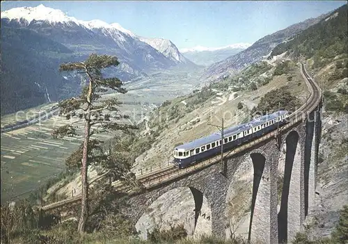 Loetschbergbahn Blauer Pfeil Suedrampe Wallis Viadukt  / Loetschenpass /Rg. Gastere