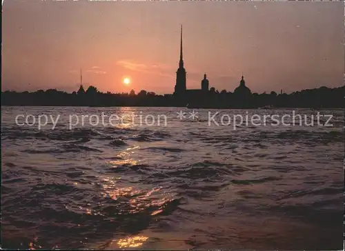 Leningrad St Petersburg Sonnenuntergang an der Neva Kat. Russische Foederation