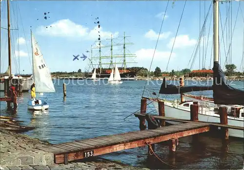 Travemuende Ostseebad Hafenpartie Segelschiffe Kat. Luebeck