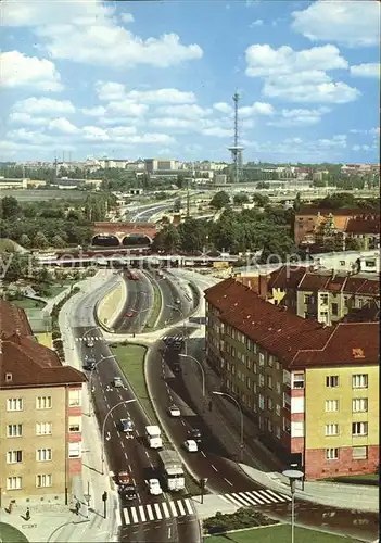 Halensee Berlin Stadtautobahn mit Funkturm /  /