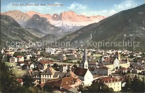 Gries Quirein Bozen mit Rosengarten / Bozen /Trentino Suedtirol