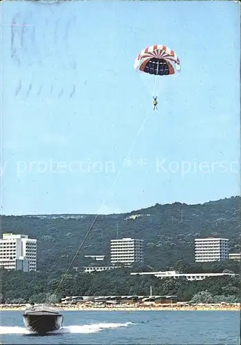 Slatni Pjasazi Gleitschirmfliegen mit Motorboot / Warna Bulgarien /