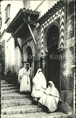 Alger Algerien Une rue arabe / Algier Algerien /