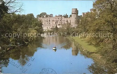 Warwick Castle vom Fluss Avon gesehen Kat. Grossbritannien