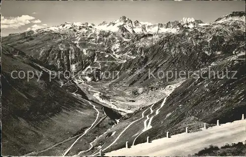 Gletsch Furkastrasse Grimselstrasse Gebirgspass Alpenpanorama Kat. Rhone