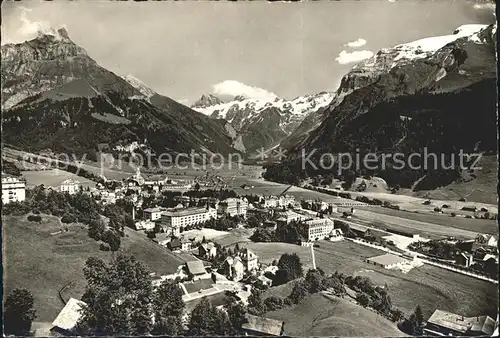 Engelberg OW Panorama mit Titlis Spannoerter und Hahnen Urner Alpen Kat. Engelberg