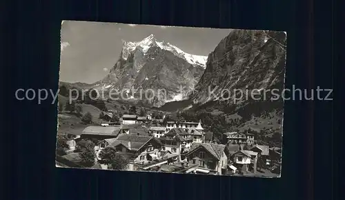 Grindelwald Dorfpartie mit Wetterhorn Kat. Grindelwald