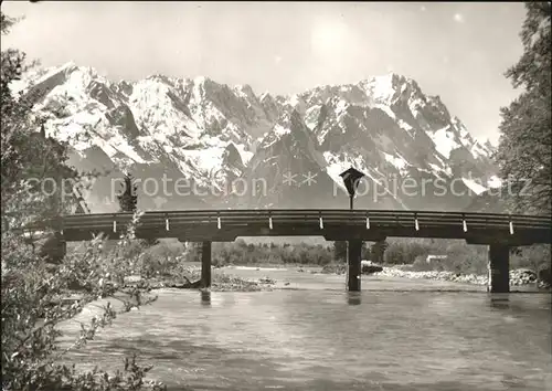 Loisachtal Loisachbruecke mit Zugspitzgruppe Kat. Murnau a.Staffelsee