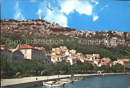 Baska Otok Krk Boote Moewe Teilansicht / Kroatien /Hrvatska