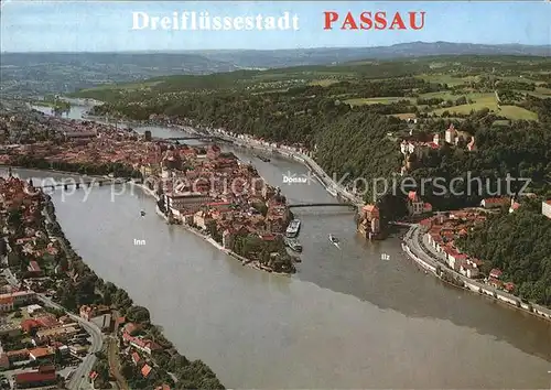 Passau Fliegeraufnahme Muendung des Inn und der Ilz in die Donau Kat. Passau