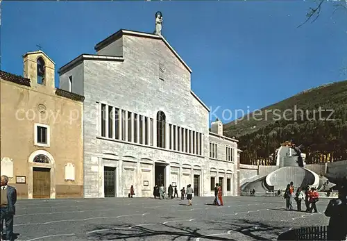 San Giovanni Rotondo Platz und Heiligtum San Maria delle Grazie Kreuzweg
