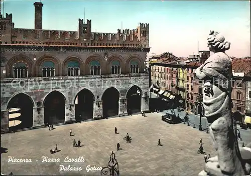 Piacenza Platz der Pferde und der Gotico Palast Kat. Piacenza