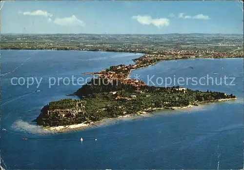 Sirmione Lago di Garda Fliegeraufnahme Kat. Italien