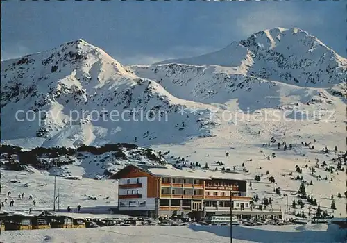 Radstadt Hotel Perner mit Plattenspitz Gamskarspitze Radstaedter Tauernpass Wintersportplatz Kat. Radstadt