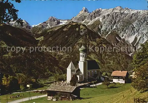 Bartholomaeberg Vorarlberg Teilansicht mit Kirche Zimba Raetikon Kat. Bartholomaeberg