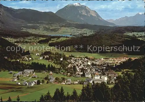 Hermagor Kaernten Panorama mit Dobratsch Gailtaler Alpen Kat. Hermagor Pressegger See